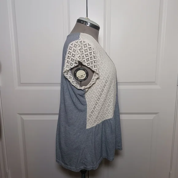 Hannah Blue & White Striped Top with Crochet Sleeves - Picture 3 of 5